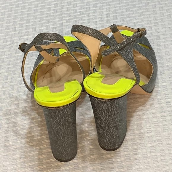 Neon & Dark Grey Dadallina Sandals, Women size 11 - Picture 4 of 6